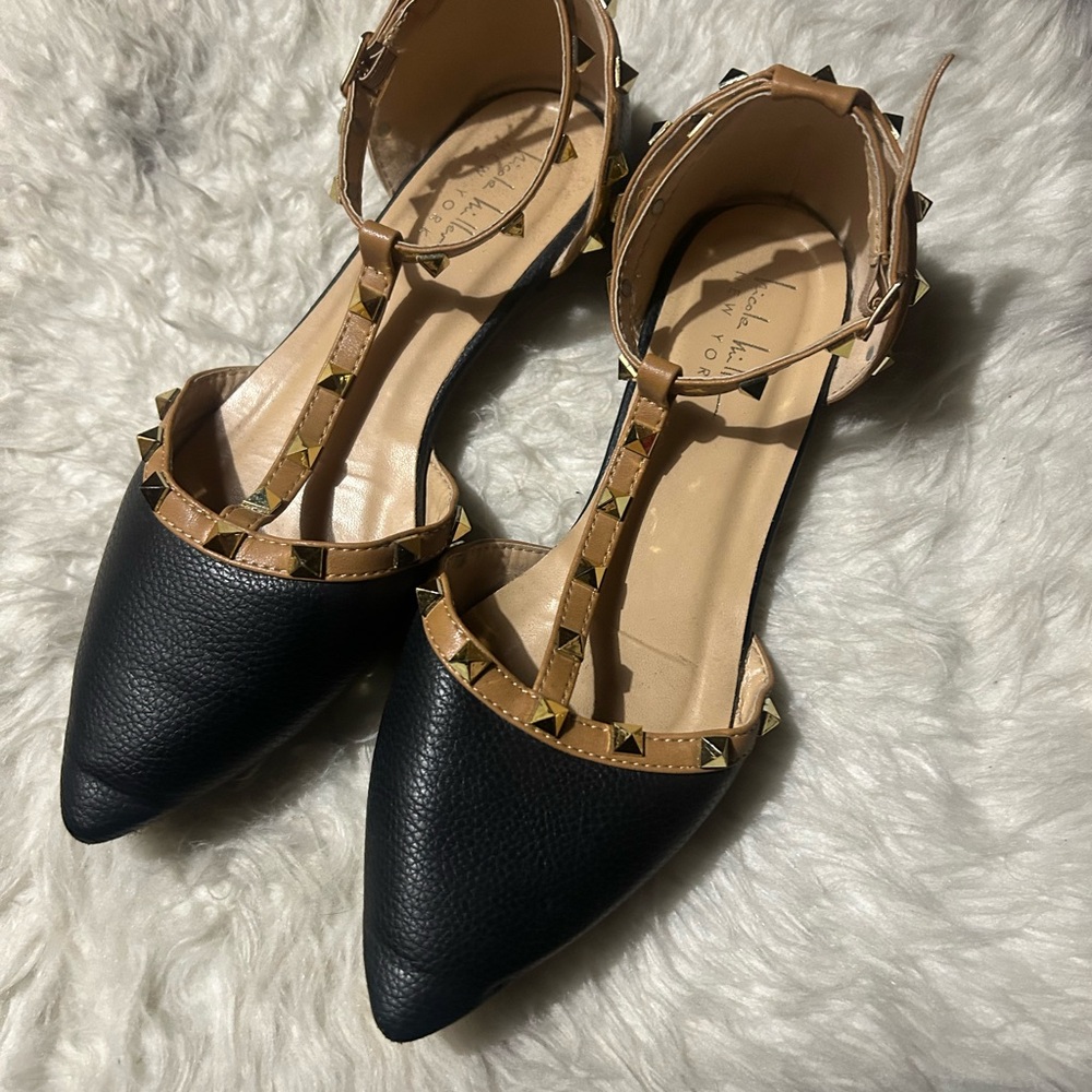 Nicole Miller flats size 8